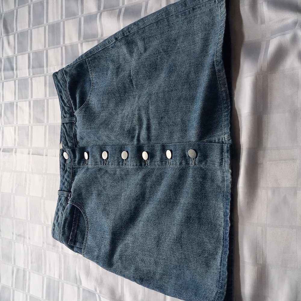Full button mini skirt - Picture 9 of 9